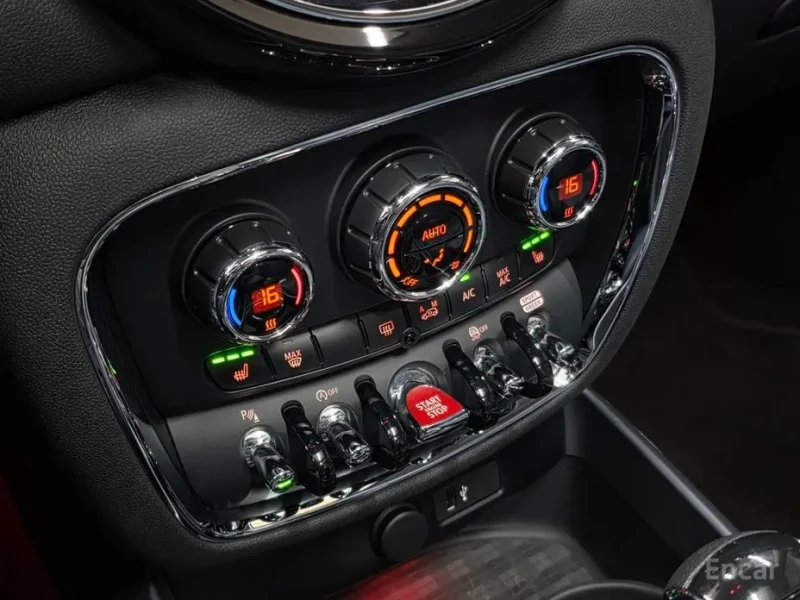 2022 Mini Clubman с пробегом 26 700 км
