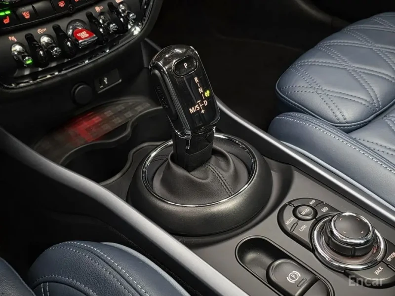 2022 Mini Clubman с пробегом 26 700 км