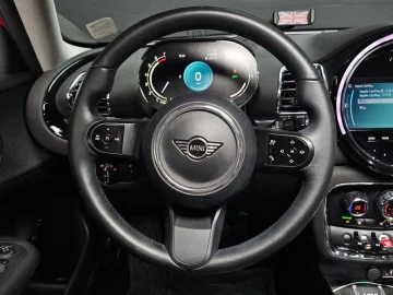 2023 Mini Clubman с пробегом 65 556 км