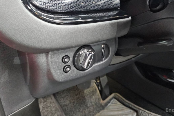 2023 Mini Clubman с пробегом 65 556 км