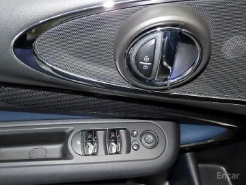 2022 Mini Clubman с пробегом 40 107 км