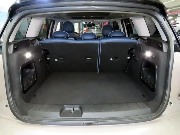 2022 Mini Clubman с пробегом 40 107 км