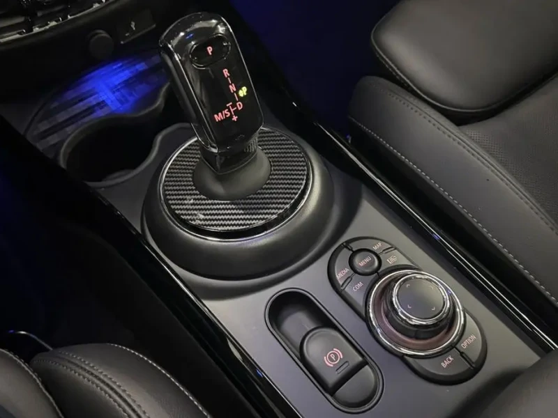 2023 Mini Clubman с пробегом 42 374 км
