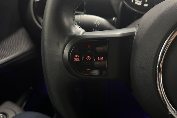 2023 Mini Clubman с пробегом 42 374 км