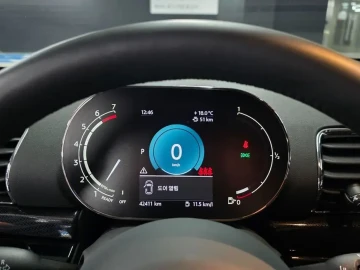 2023 Mini Clubman с пробегом 42 374 км