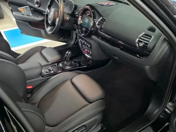 2023 Mini Clubman с пробегом 42 374 км