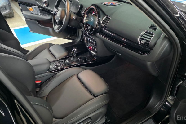 2023 Mini Clubman с пробегом 42 374 км