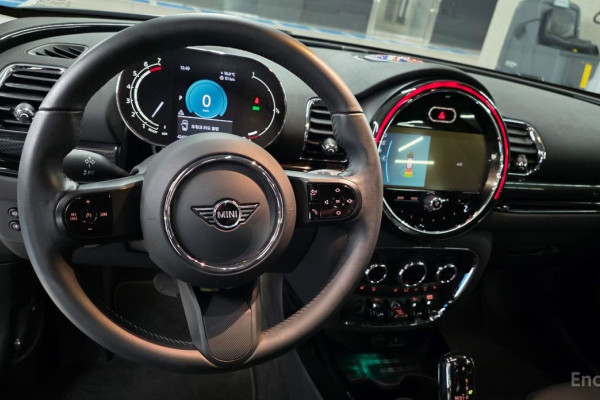 2023 Mini Clubman с пробегом 42 374 км