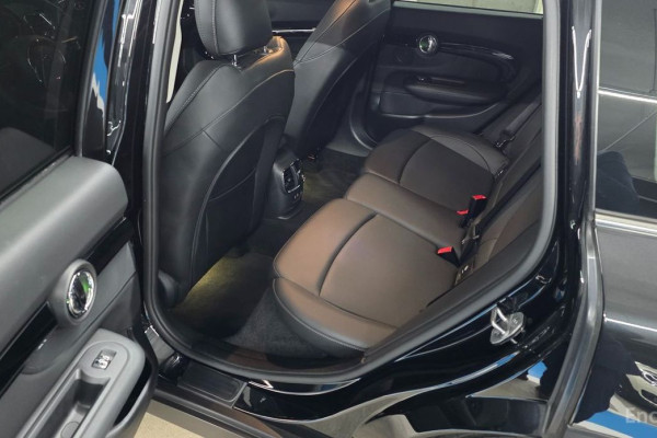 2023 Mini Clubman с пробегом 42 374 км