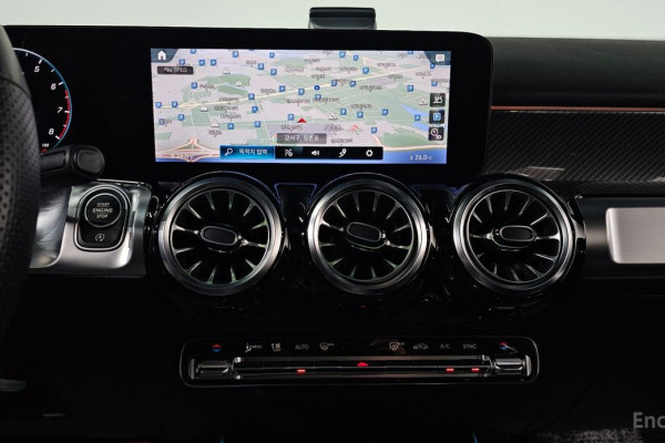 2022 Mercedes-Benz GLB с пробегом 30 119 км