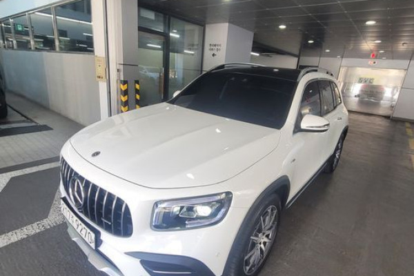 2023 Mercedes-Benz GLB с пробегом 20 500 км