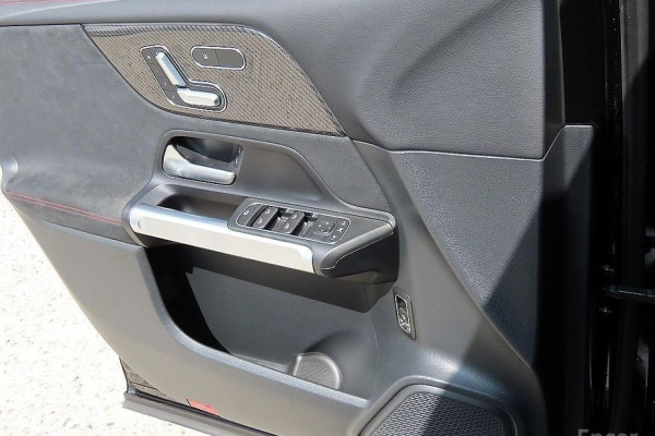 2023 Mercedes-Benz GLB с пробегом 49 321 км