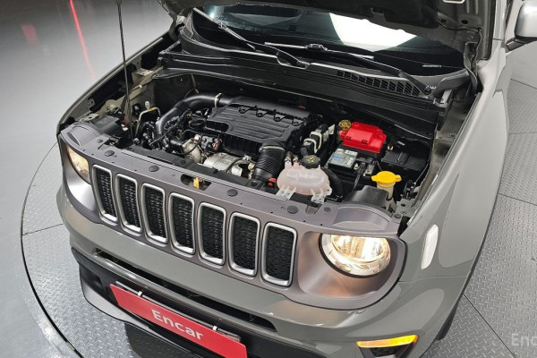 2022 Jeep Renegade с пробегом 27 574 км