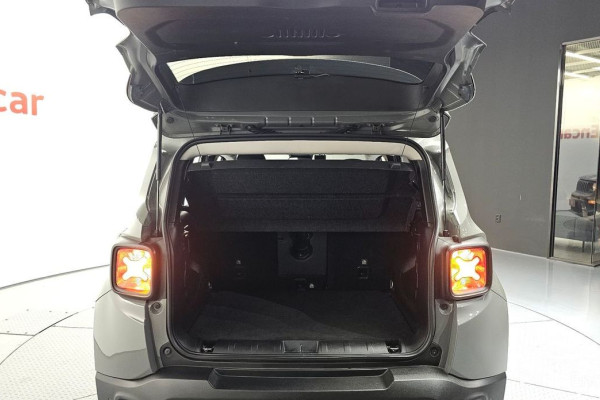 2022 Jeep Renegade с пробегом 27 574 км