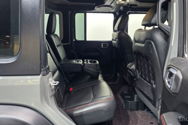 2022 Jeep Wrangler с пробегом 19 984 км