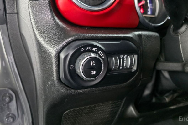 2022 Jeep Wrangler с пробегом 19 984 км