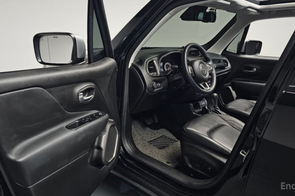 2022 Jeep Renegade с пробегом 20 661 км