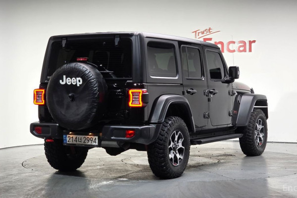 2022 Jeep Wrangler с пробегом 26 037 км