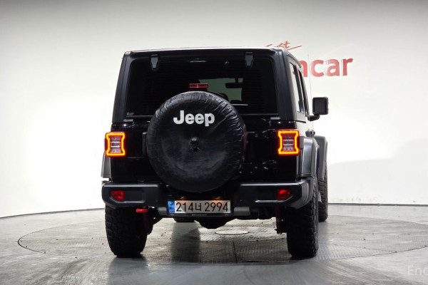 2022 Jeep Wrangler с пробегом 26 037 км