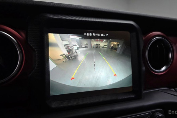 2022 Jeep Wrangler с пробегом 26 037 км