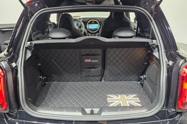 2023 Mini  с пробегом 19 795 км