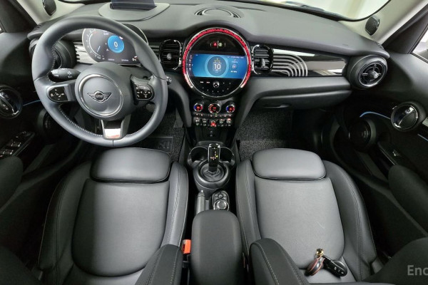 2023 Mini  с пробегом 22 253 км