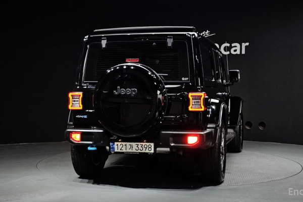 2022 Jeep Wrangler с пробегом 67 521 км