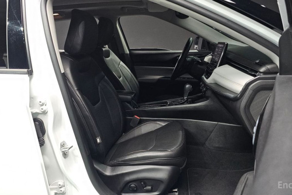 2022 Jeep Compass с пробегом 9 787 км