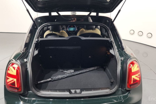 2022 Mini  с пробегом 85 059 км