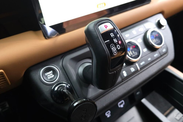 2022 Land Rover Defender с пробегом 31 332 км