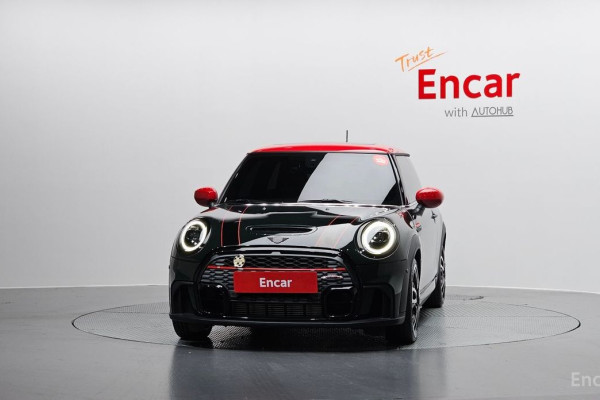 2023 Mini  с пробегом 22 431 км