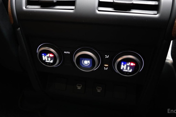 2022 Land Rover Defender с пробегом 31 332 км