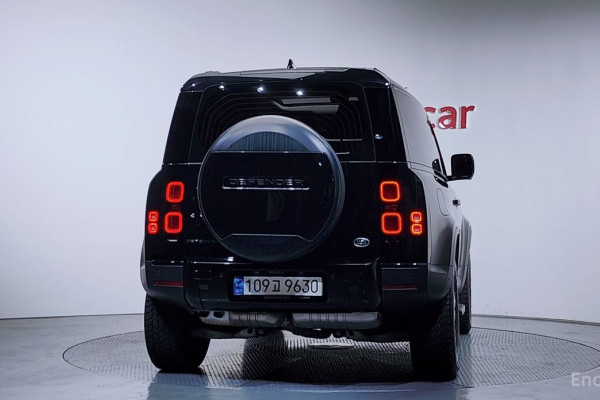 2022 Land Rover Defender с пробегом 38 797 км