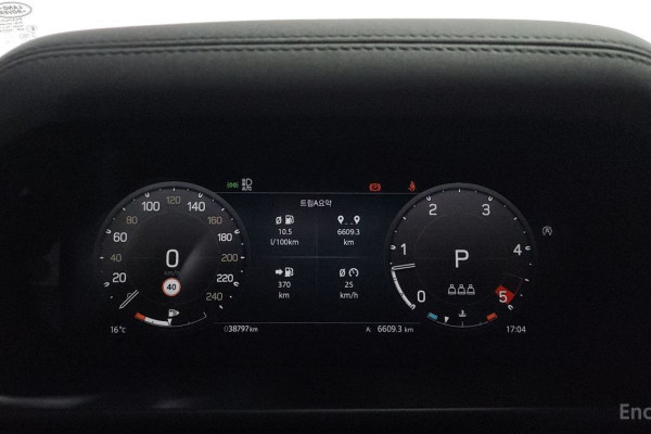 2022 Land Rover Defender с пробегом 38 797 км