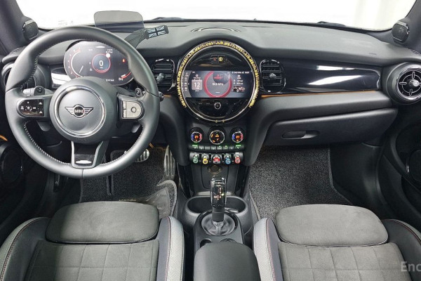 2023 Mini  с пробегом 22 431 км