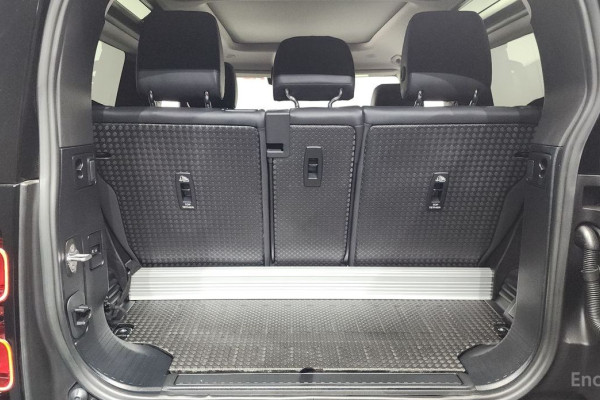 2022 Land Rover Defender с пробегом 38 797 км