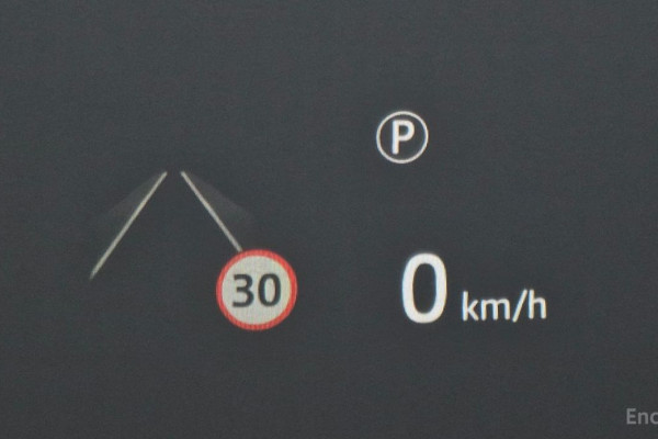 2022 Land Rover Defender с пробегом 64 100 км