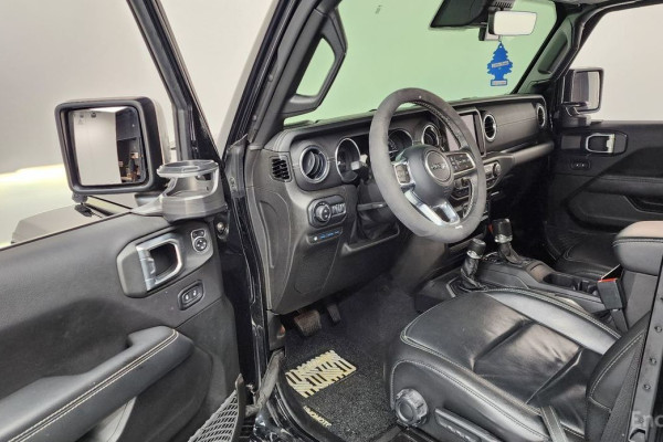2022 Jeep Wrangler с пробегом 56 402 км