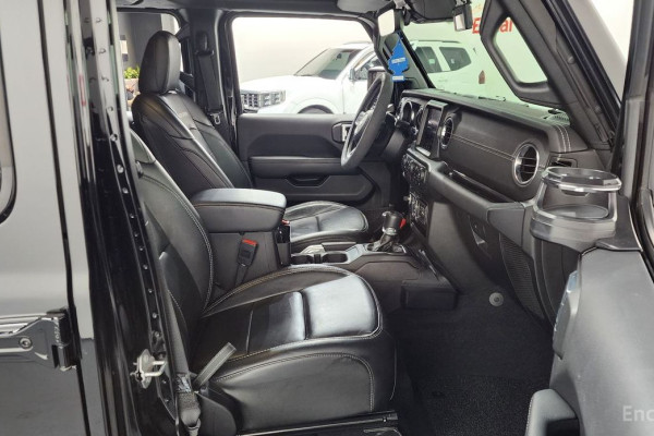 2022 Jeep Wrangler с пробегом 56 402 км