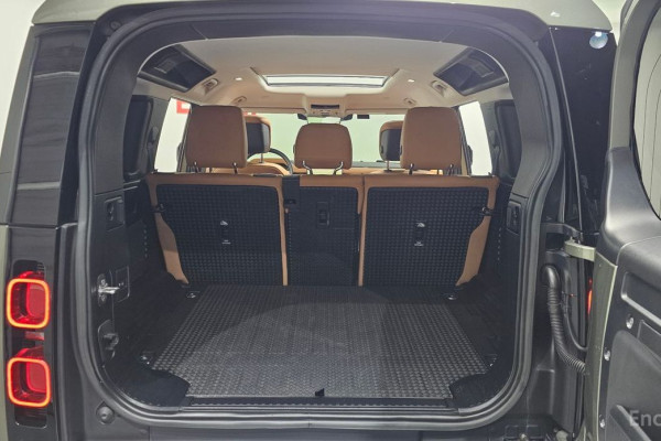 2022 Land Rover Defender с пробегом 64 100 км