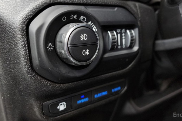 2022 Jeep Wrangler с пробегом 56 402 км