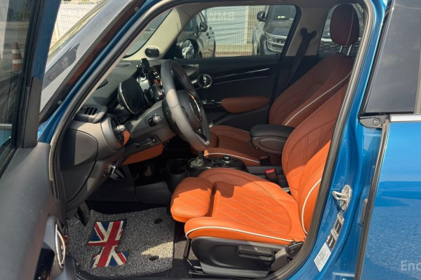 2023 Mini  с пробегом 15 123 км