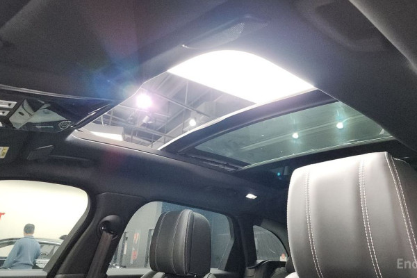 2022 Land Rover Range Rover Velar с пробегом 35 912 км