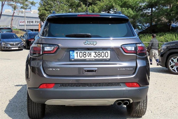 2022 Jeep Compass с пробегом 32 487 км