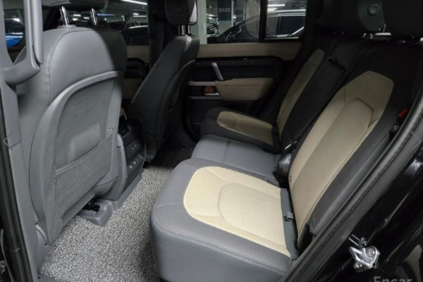 2022 Land Rover Defender с пробегом 53 939 км