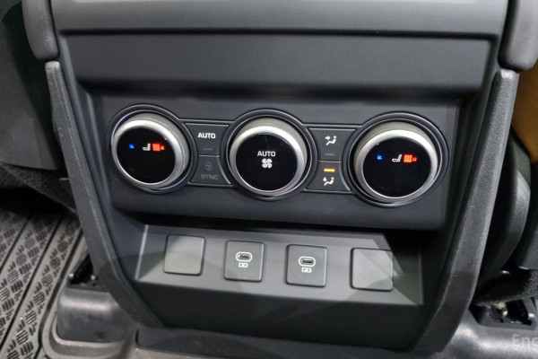 2022 Land Rover Defender с пробегом 43 583 км