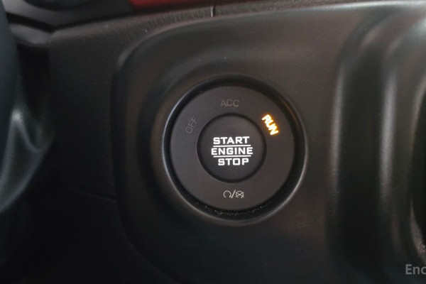 2022 Jeep Wrangler с пробегом 49 555 км