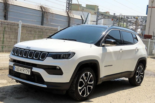 2022 Jeep Compass с пробегом 56 318 км