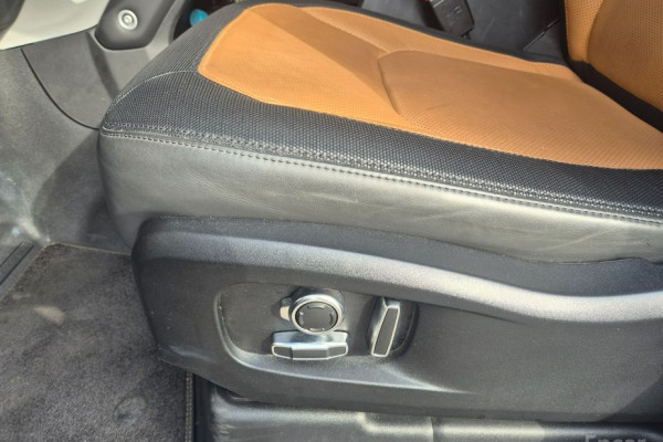 2023 Land Rover Defender с пробегом 34 000 км