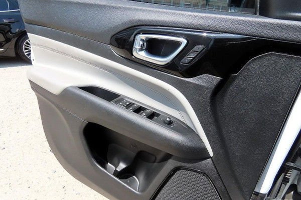 2022 Jeep Compass с пробегом 56 318 км